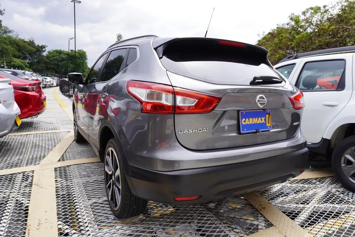 NISSAN QASHQAI 2018