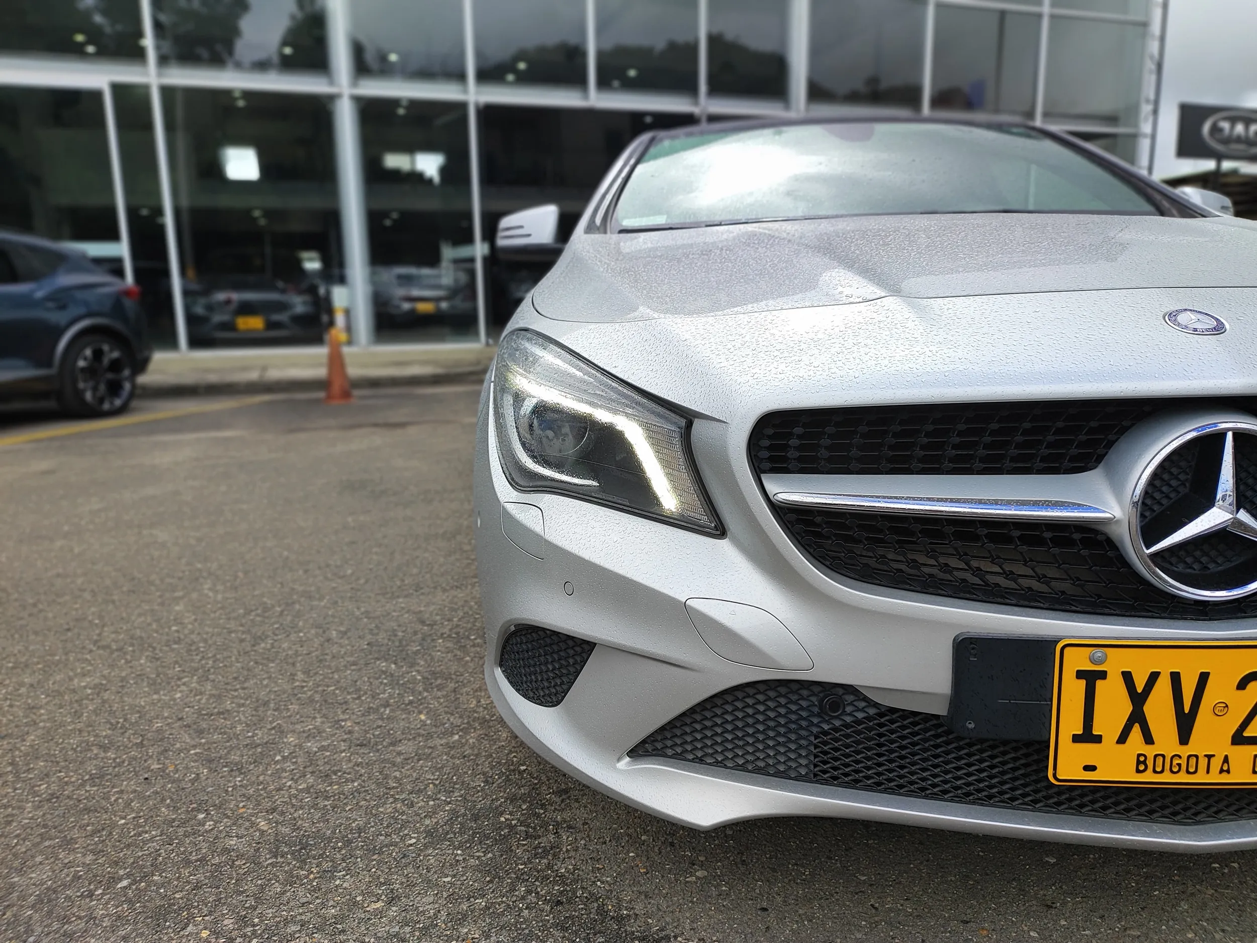 MERCEDES BENZ Cla180 PROGRESSIVE 2016