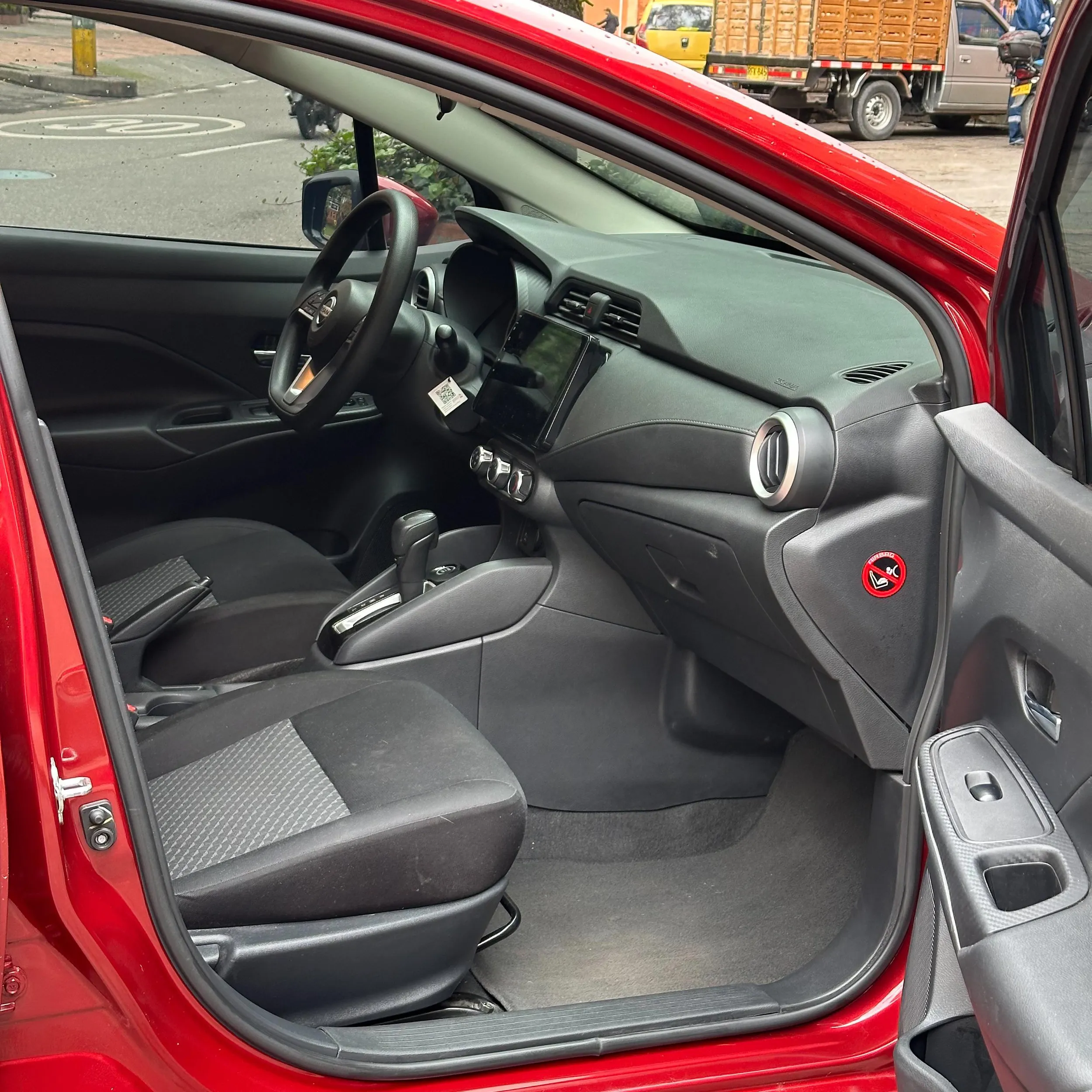 NISSAN VERSA SENSE 2020