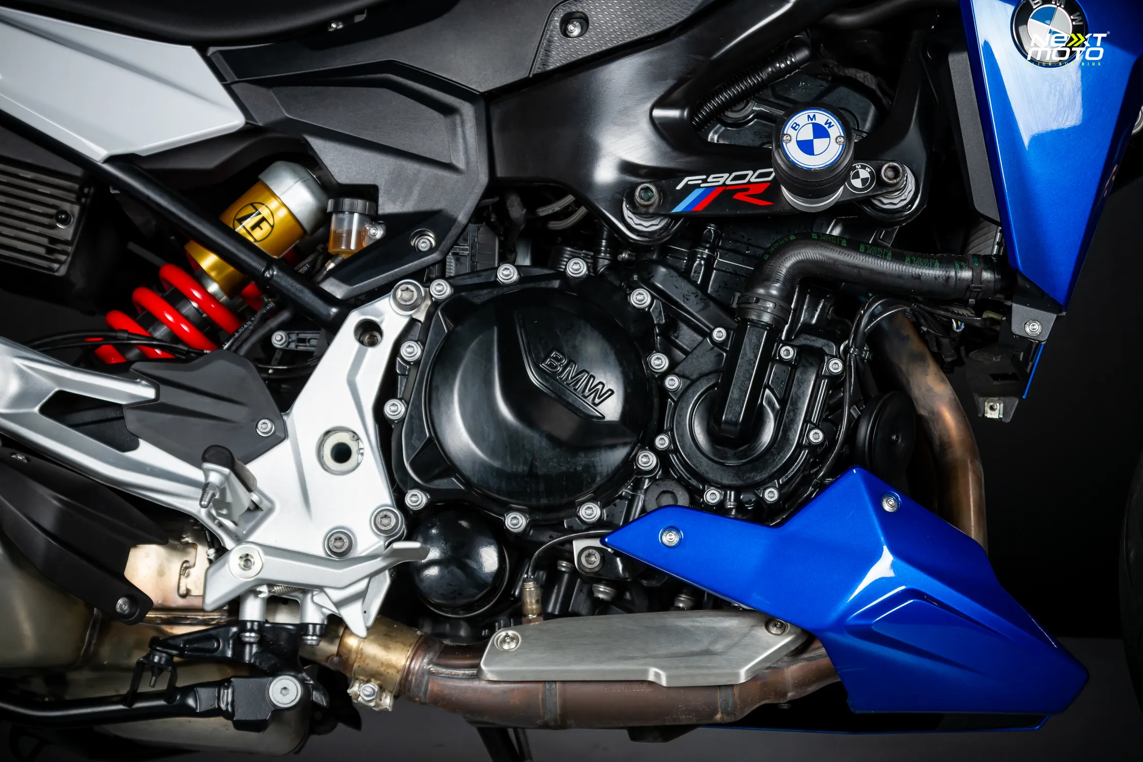 BMW F 900 R DYNAMIC 2023