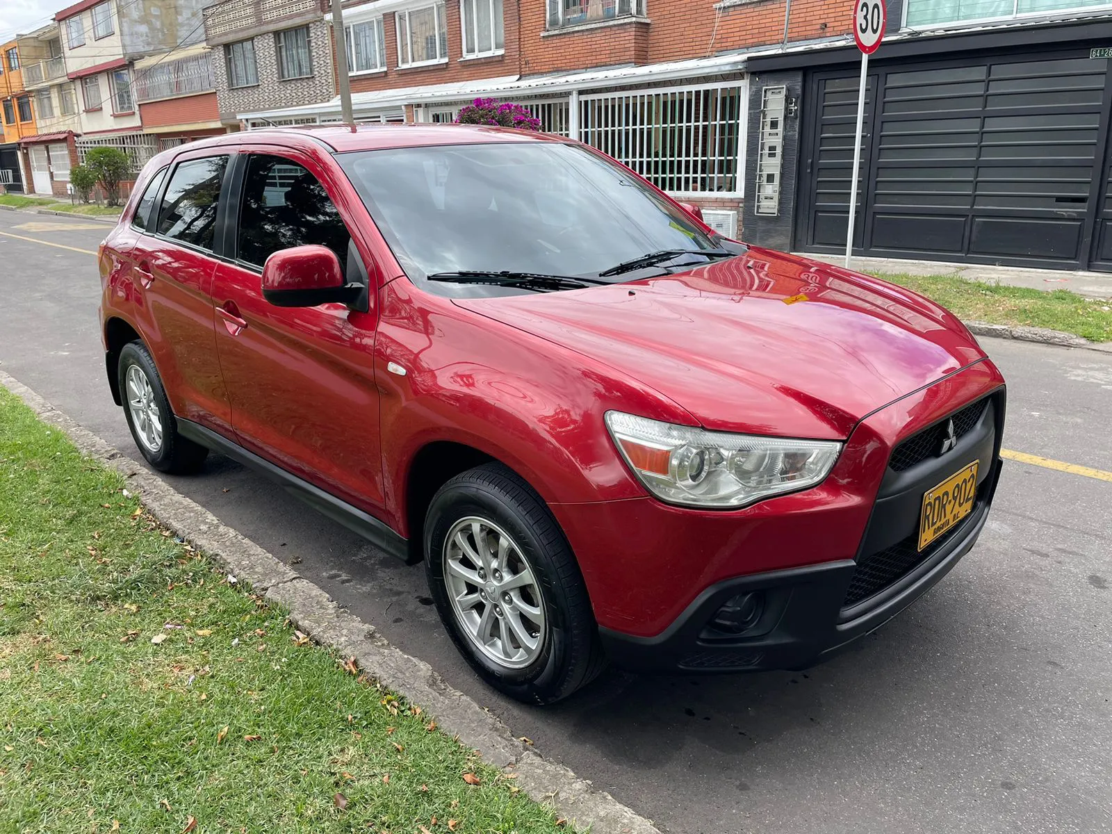 MITSUBISHI ASX GLX 2011