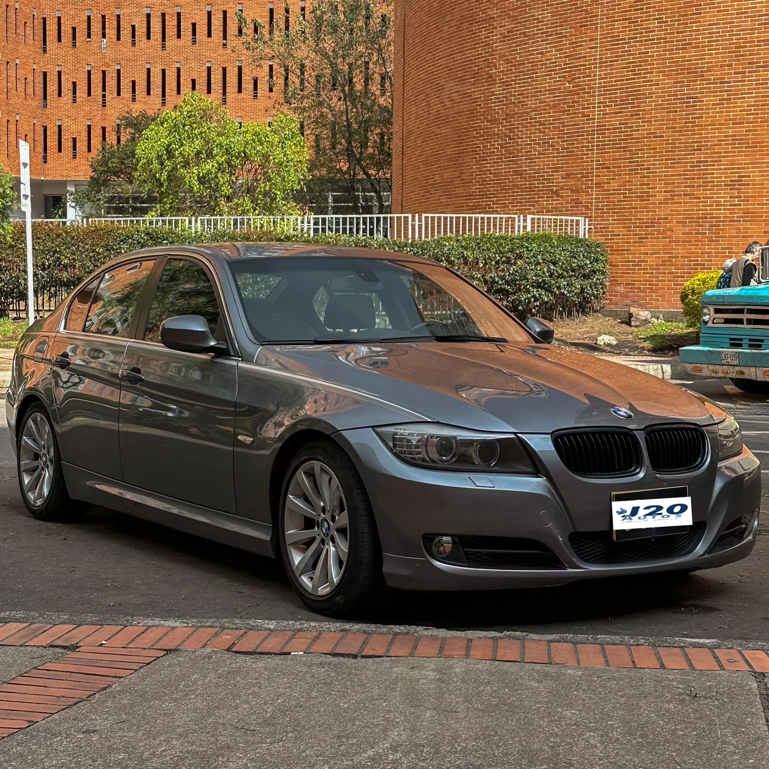 BMW 325i E90 LCI Sport 2010