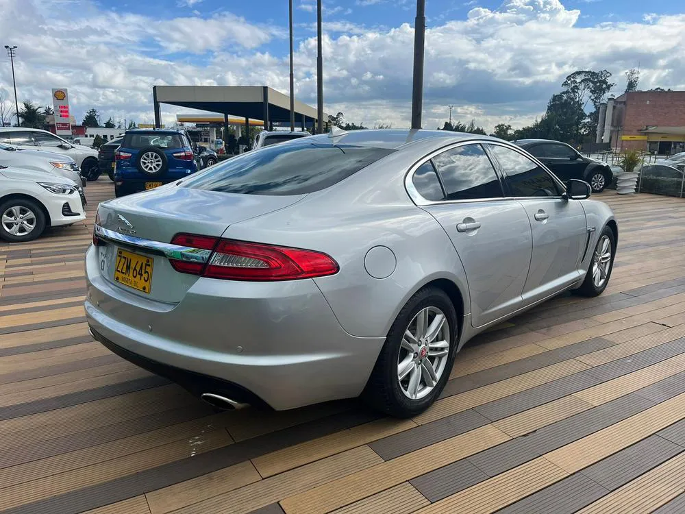 JAGUAR XF LUXURY 2014