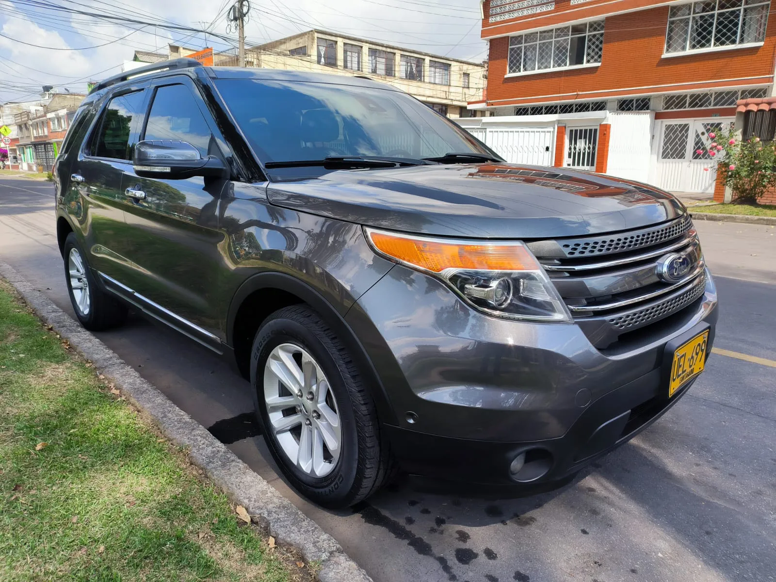 FORD EXPLORER [5] LIMITED 2015