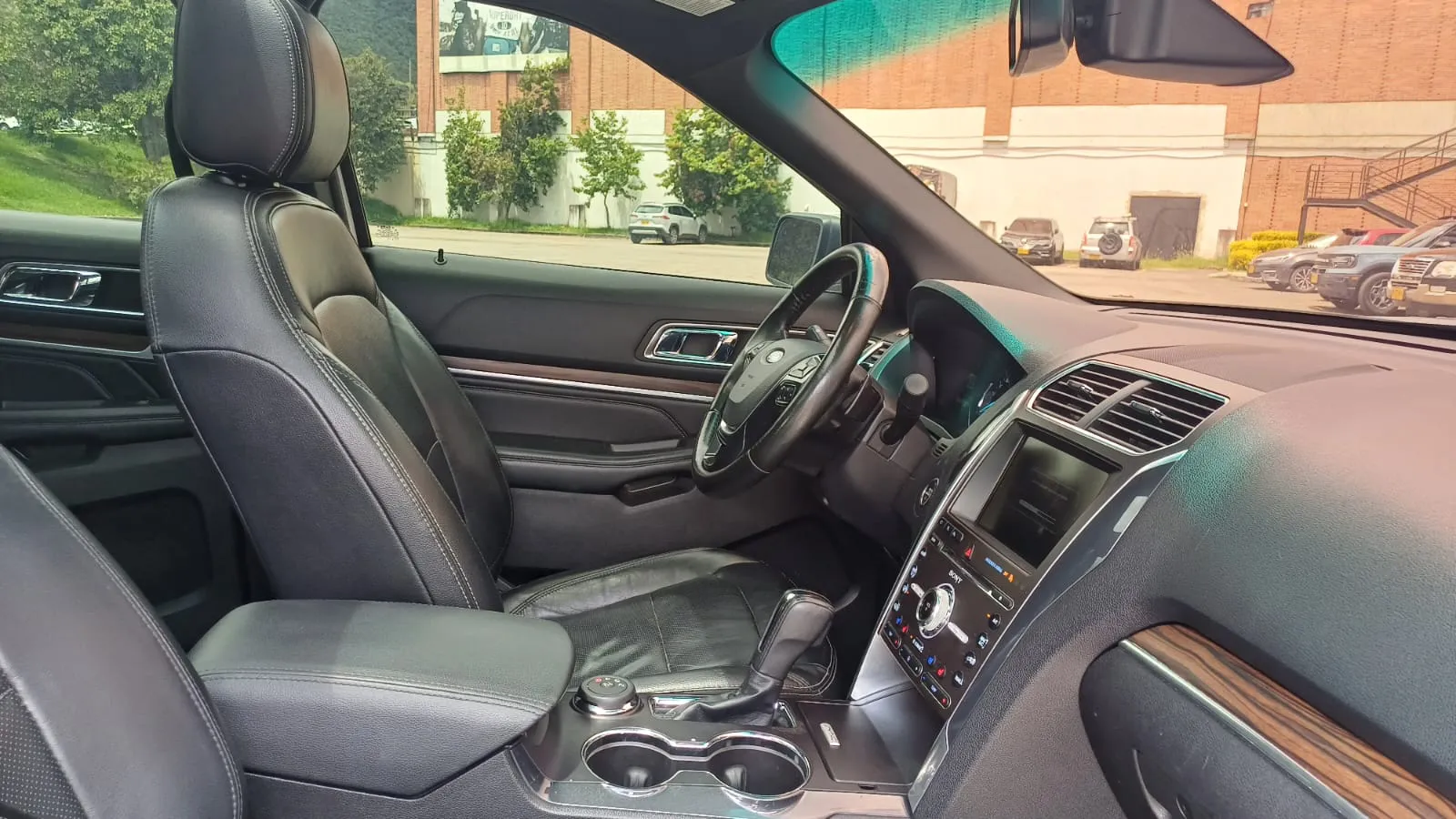 FORD EXPLORER [5] LIMITED 2016