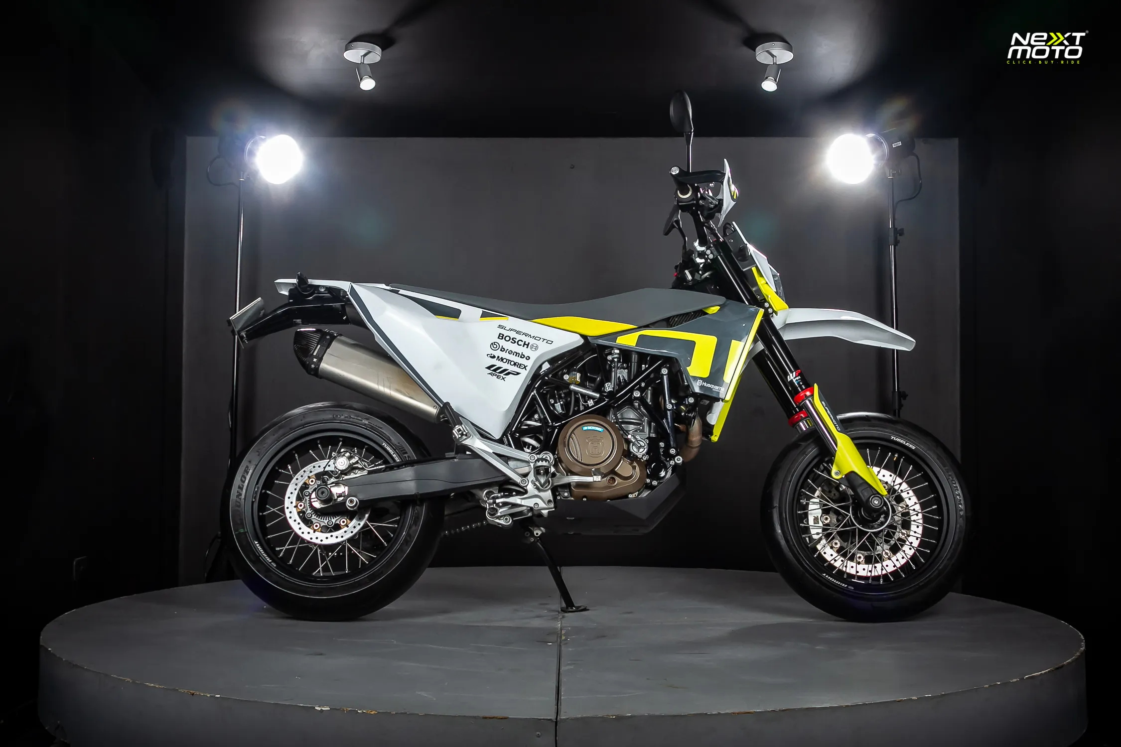 HUSQVARNA 701.0 Supermoto 2022