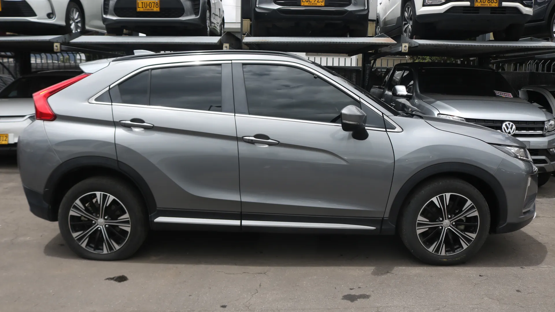 MITSUBISHI ECLIPSE CROSS FULL 2020