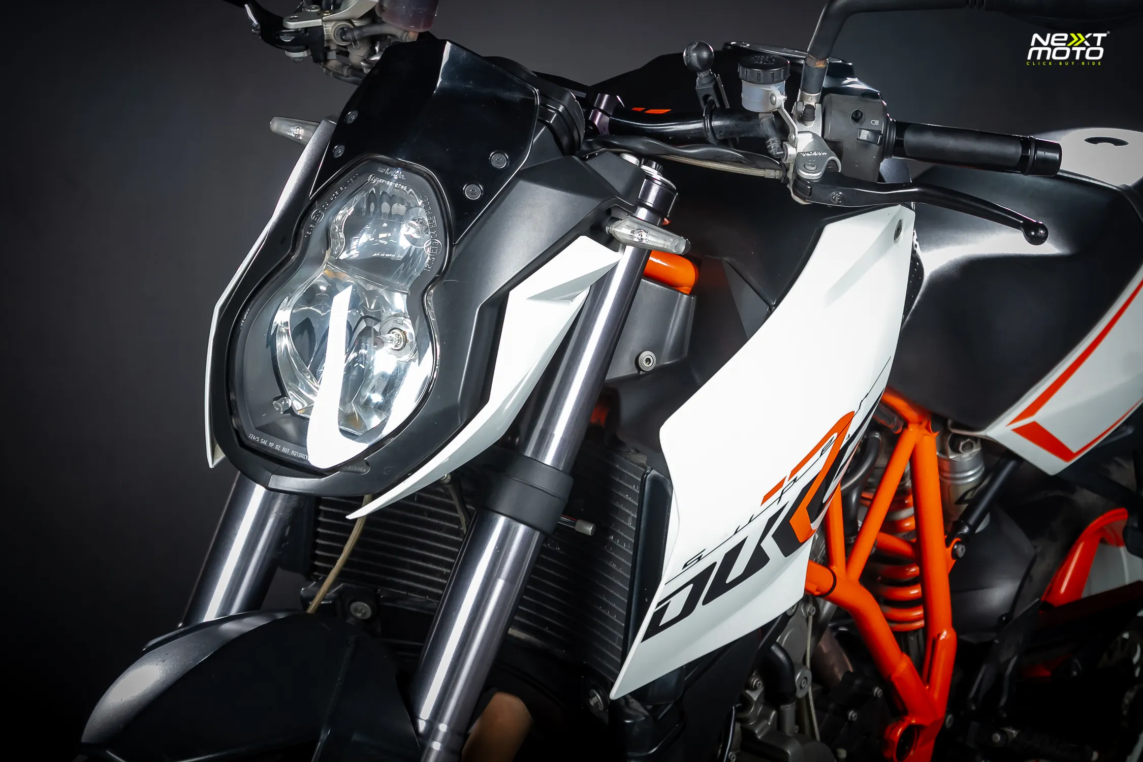 KTM 990.0 SUPERDUKE R 2013