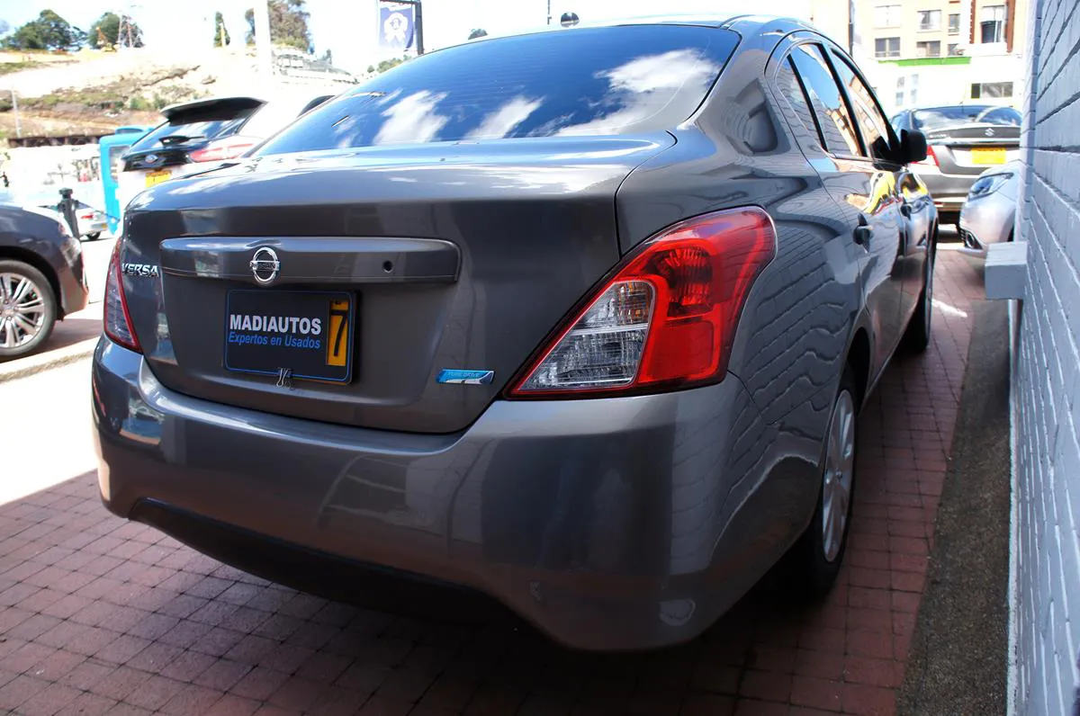 NISSAN VERSA DRIVE 2017