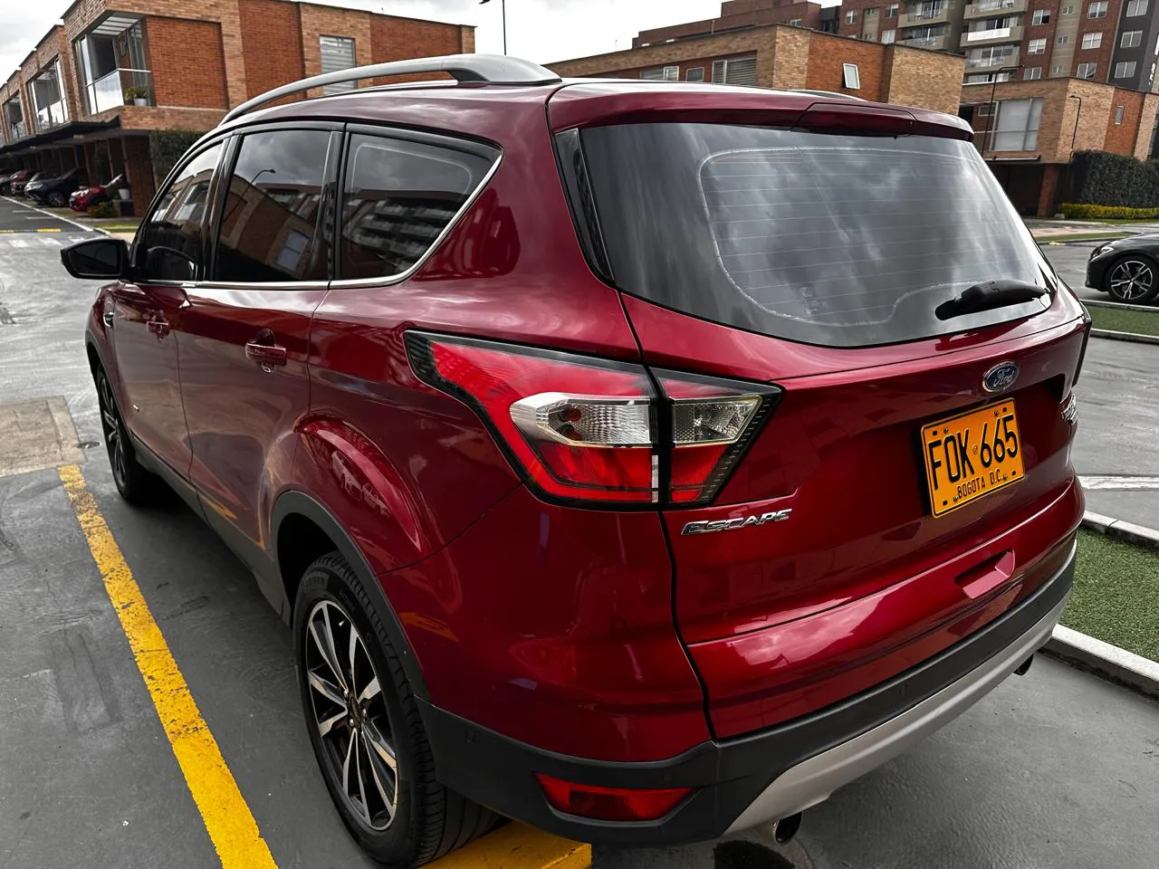 FORD ESCAPE TITANIUM 2018