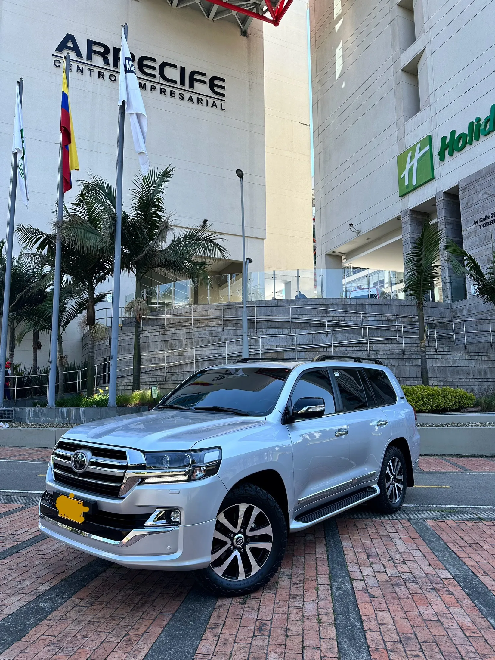 TOYOTA LAND CRUISER [LC 200] ELITE 2020