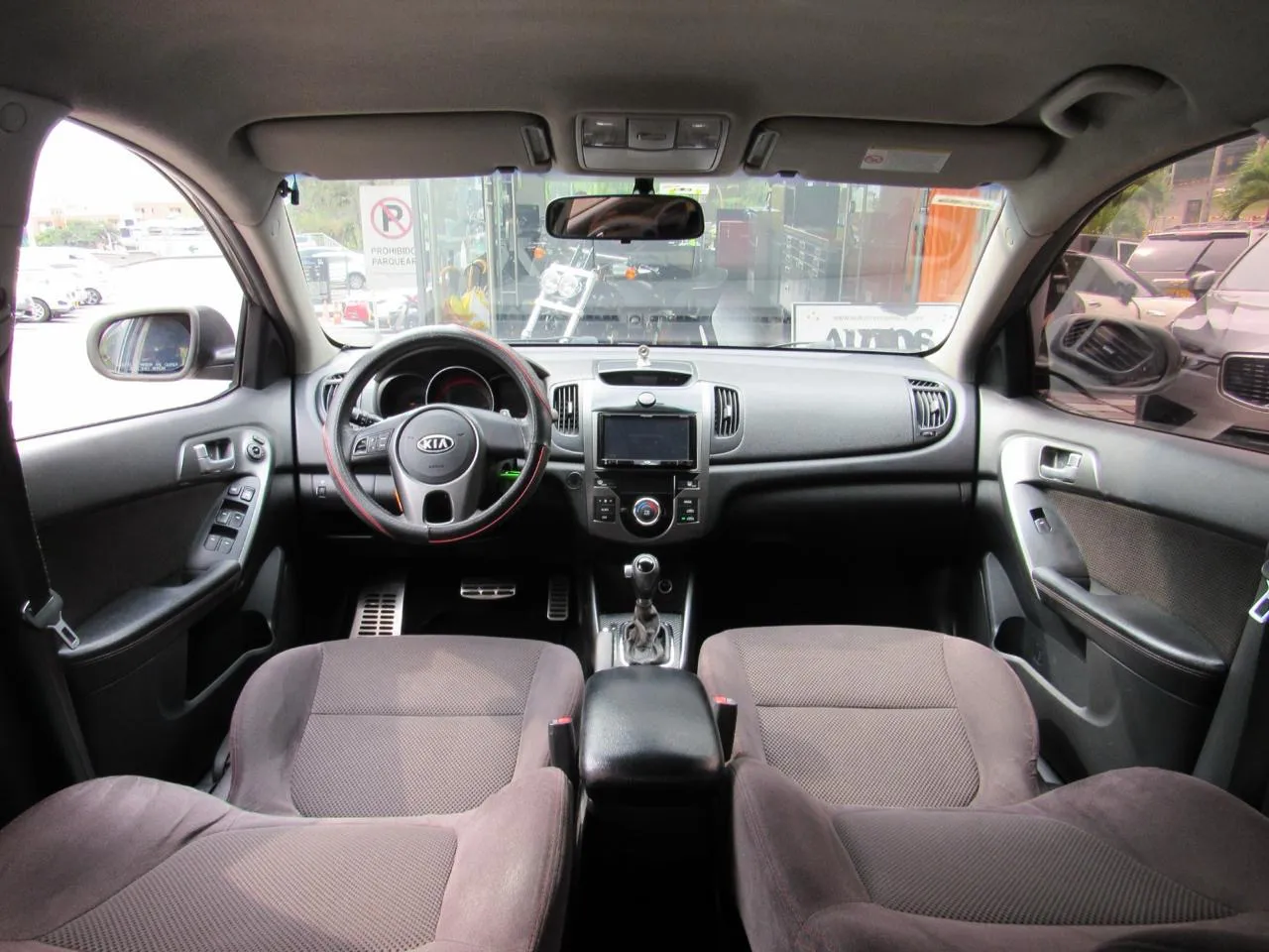 KIA CERATO 2011