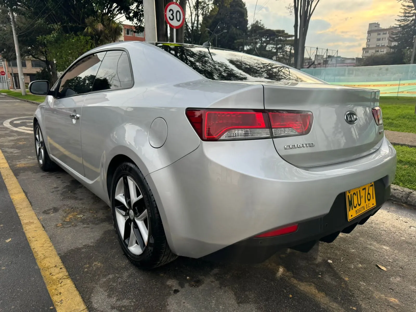 KIA CERATO KOUP SX 2013