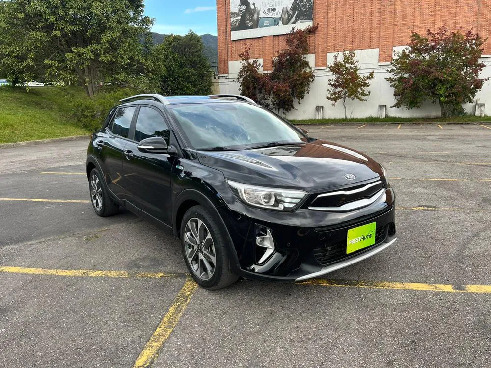 KIA STONIC ZENITH HYBRID 2022