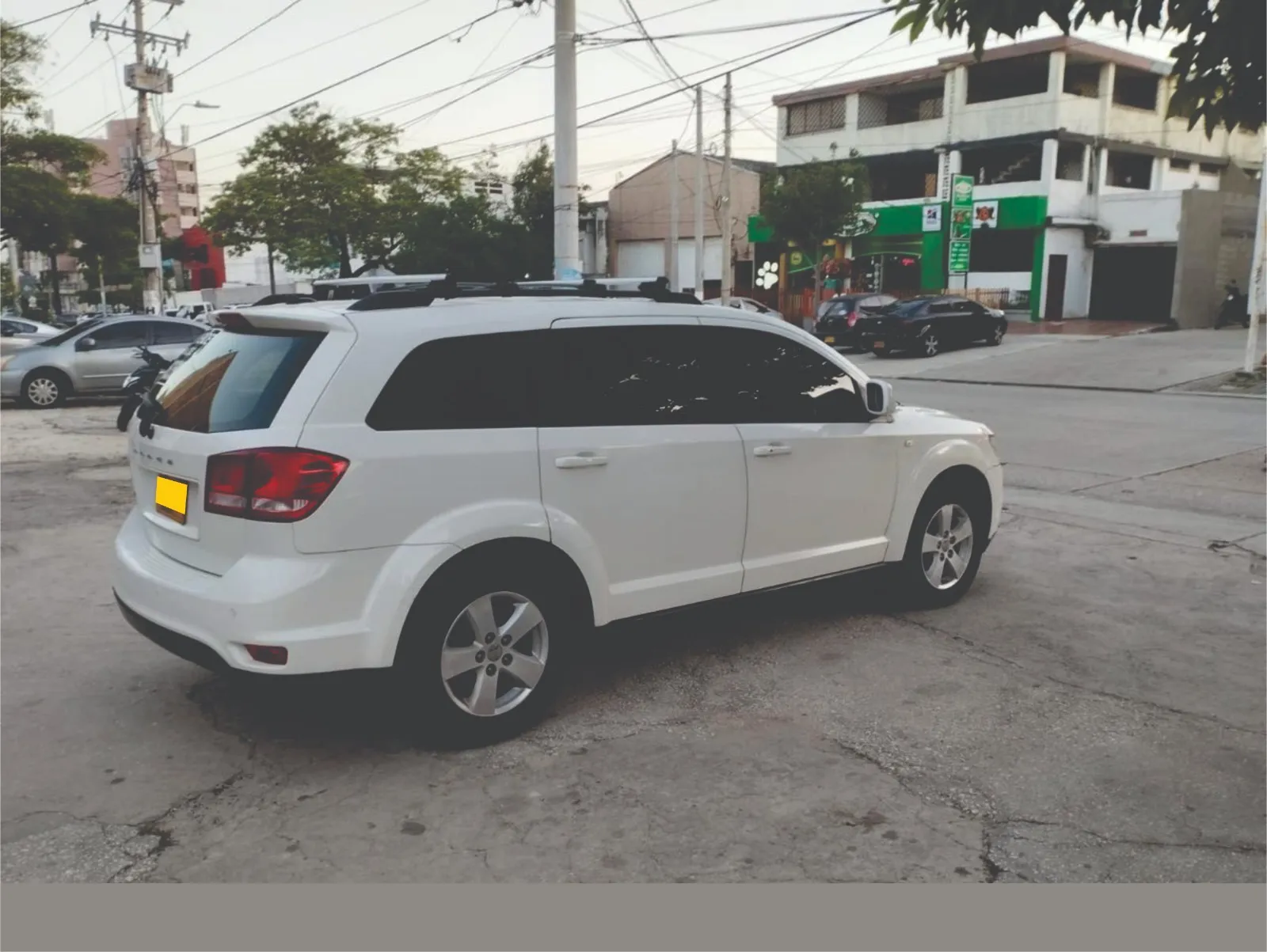 DODGE JOURNEY 2012