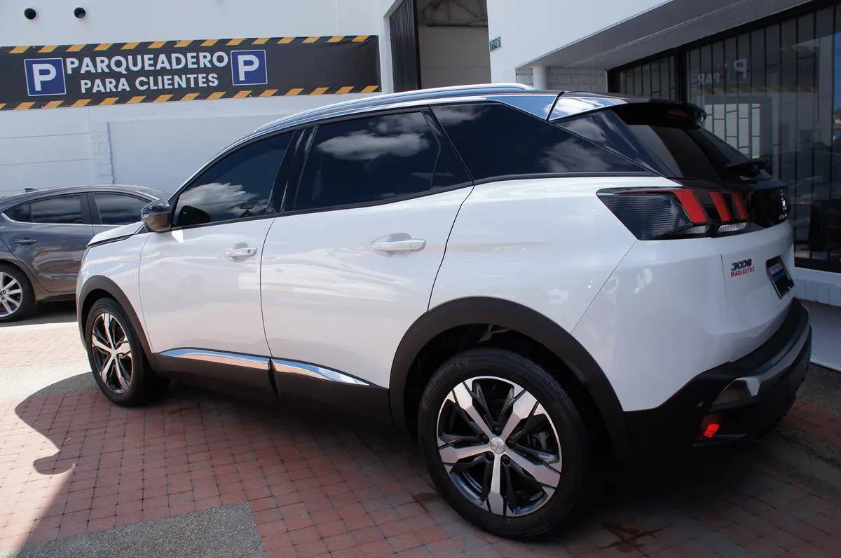 PEUGEOT 3008 ALLURE 2020