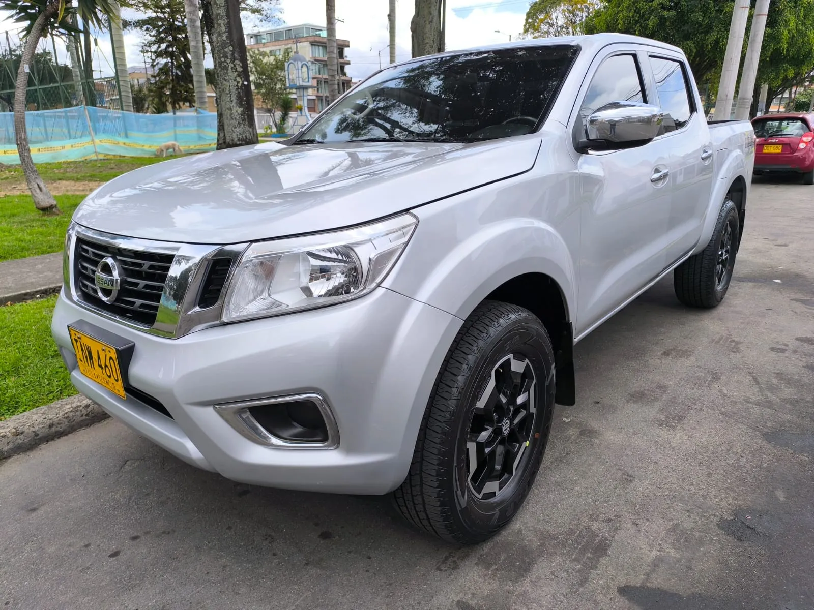 NISSAN NP 300 FRONTIER [2] 2.5L 2018