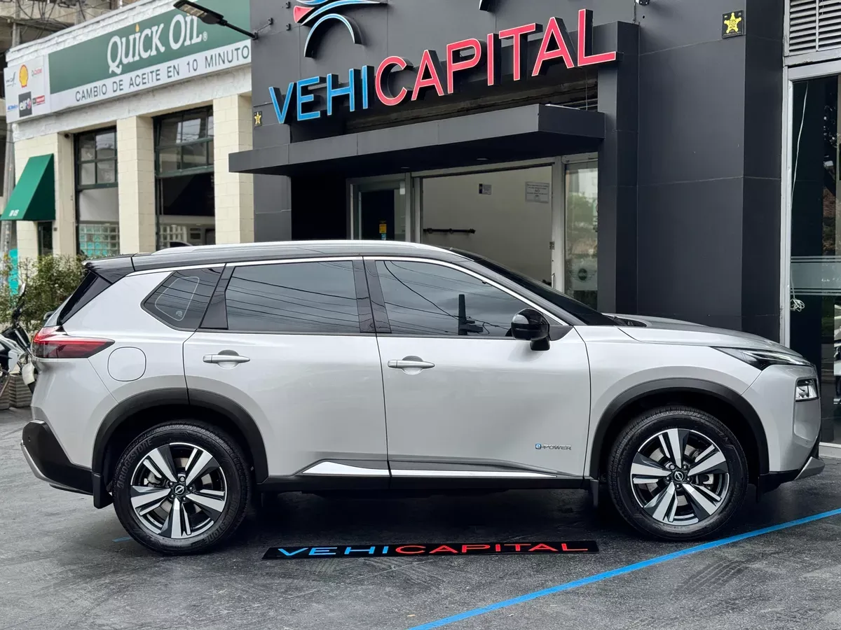 NISSAN X X TRAIL X LTD AT 2500CC FE 2024