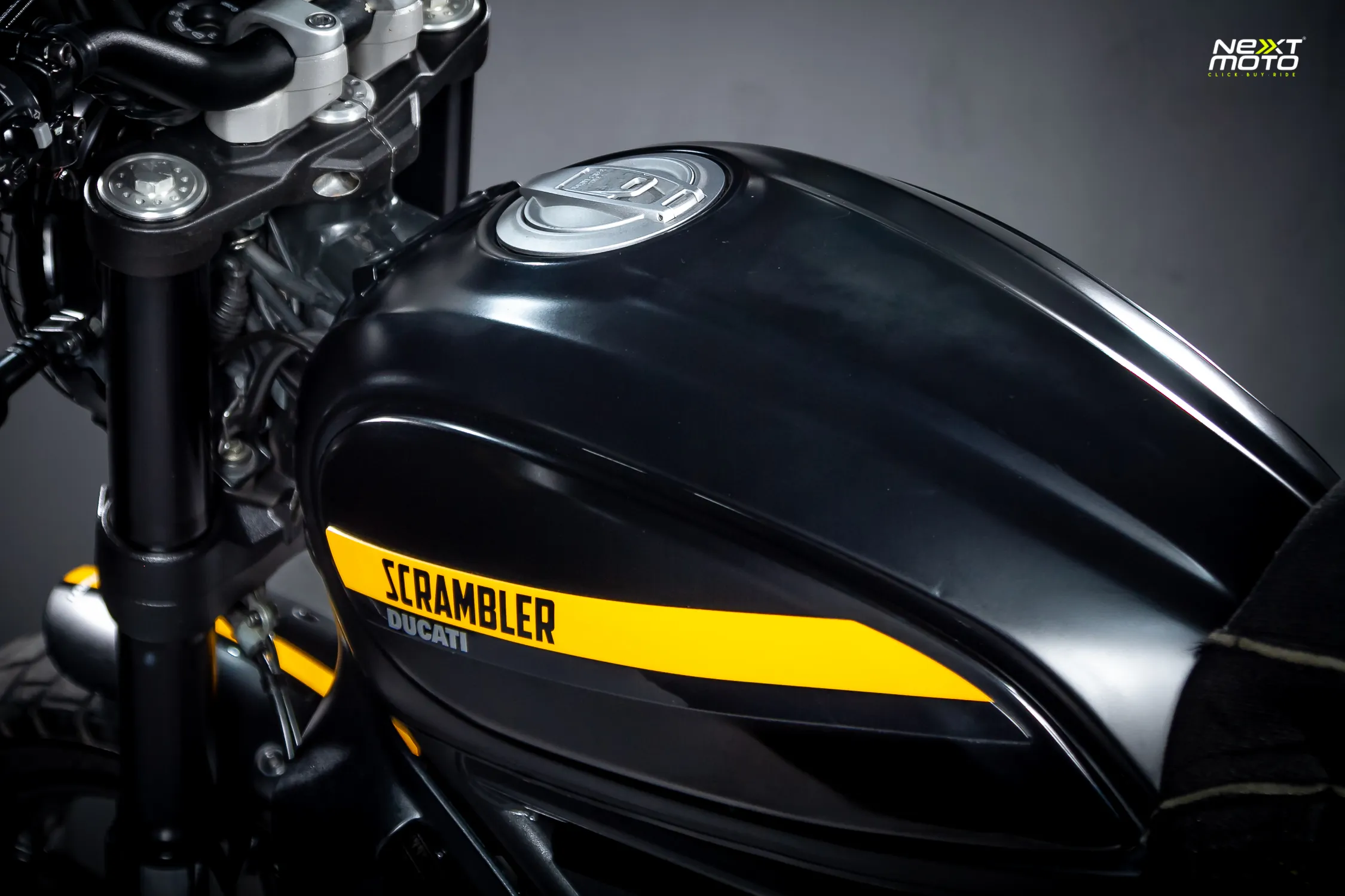 DUCATI SCRAMBLER FULL THROTTLE 2016