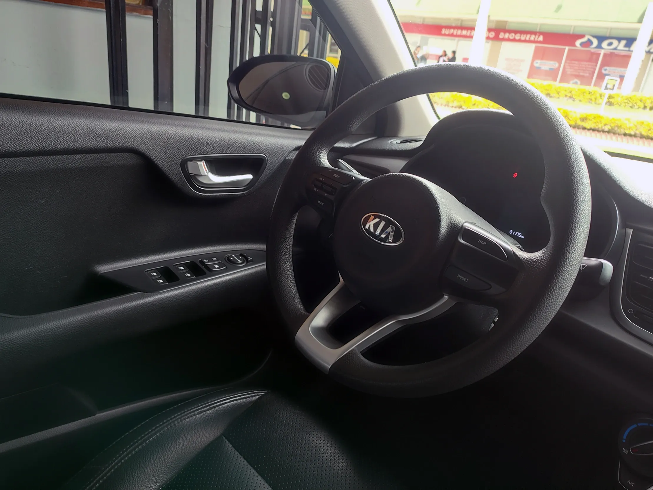 KIA RIO 2019