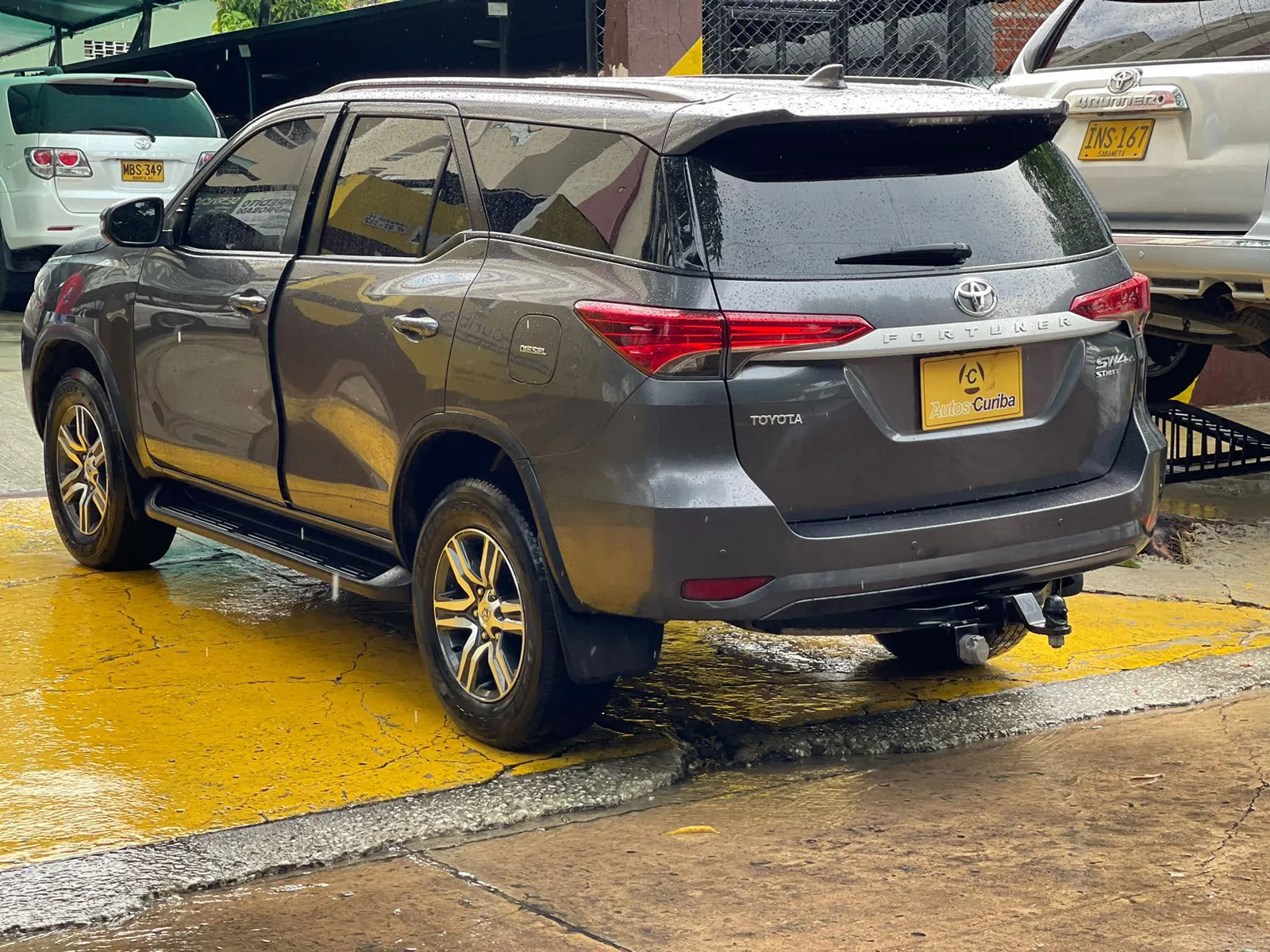 TOYOTA FORTUNER 2020