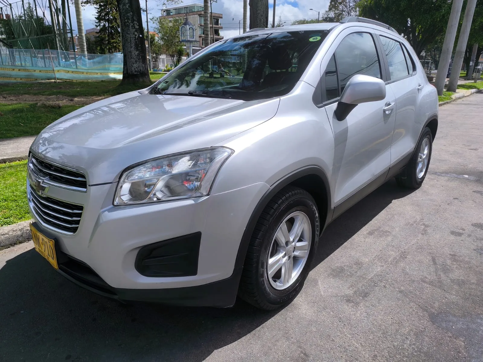 CHEVROLET TRACKER LS 2016