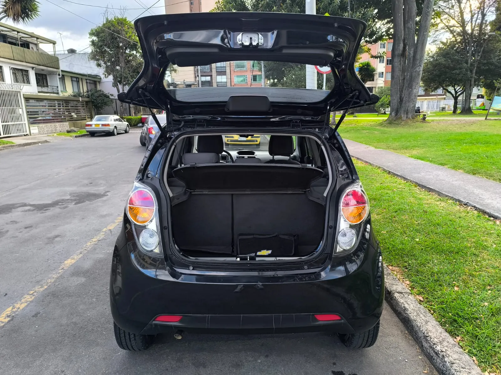 CHEVROLET SPARK 2012