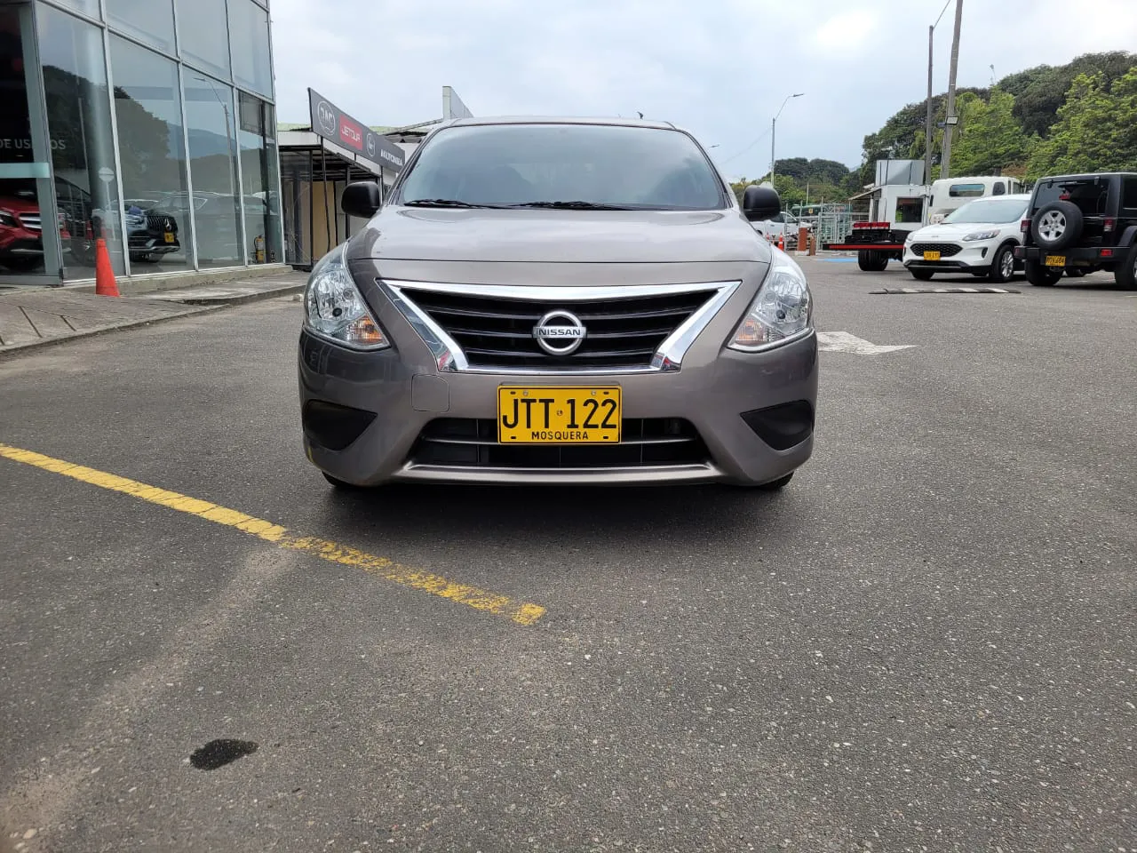 NISSAN VERSA 2021