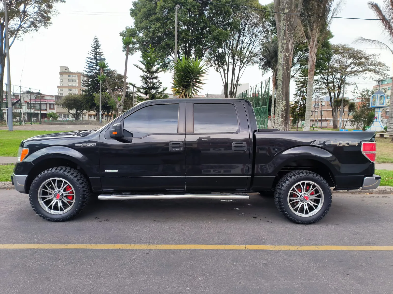 FORD F150 [12] XLT [SCAB] 2012