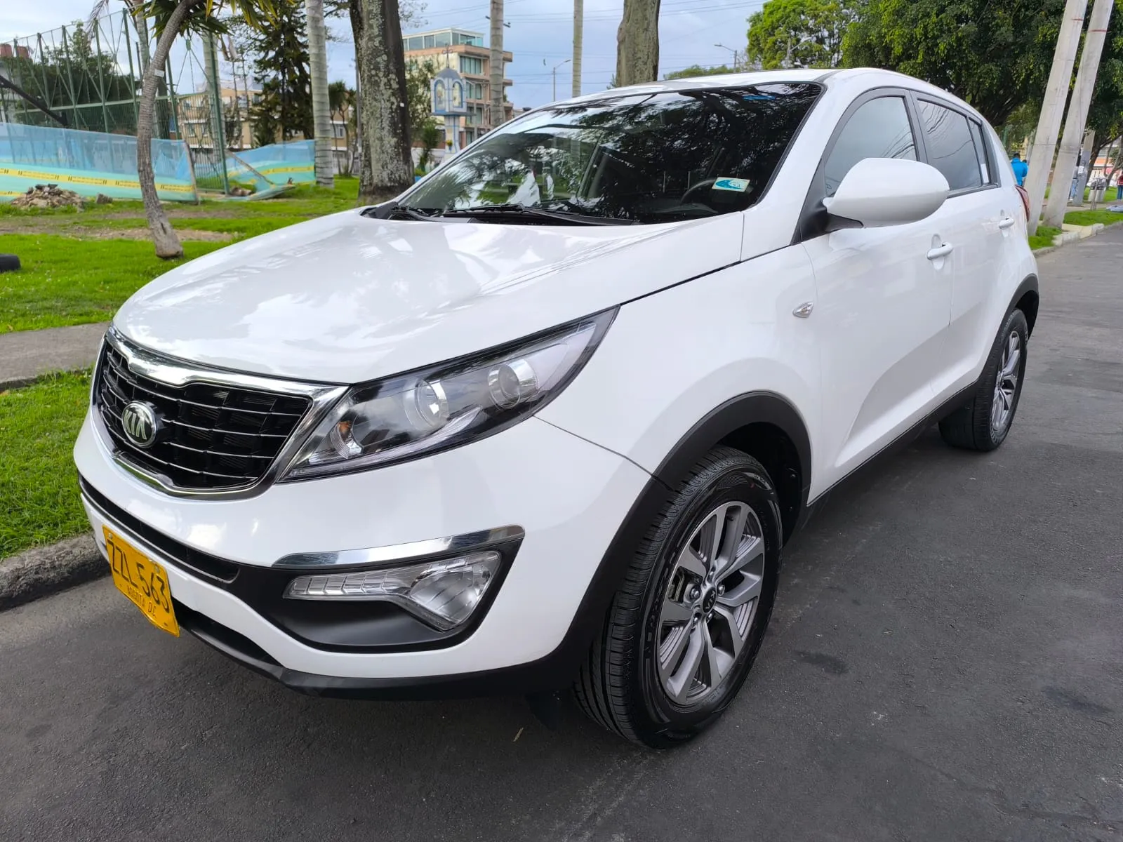 KIA SPORTAGE [3] REVOLUTION 2015