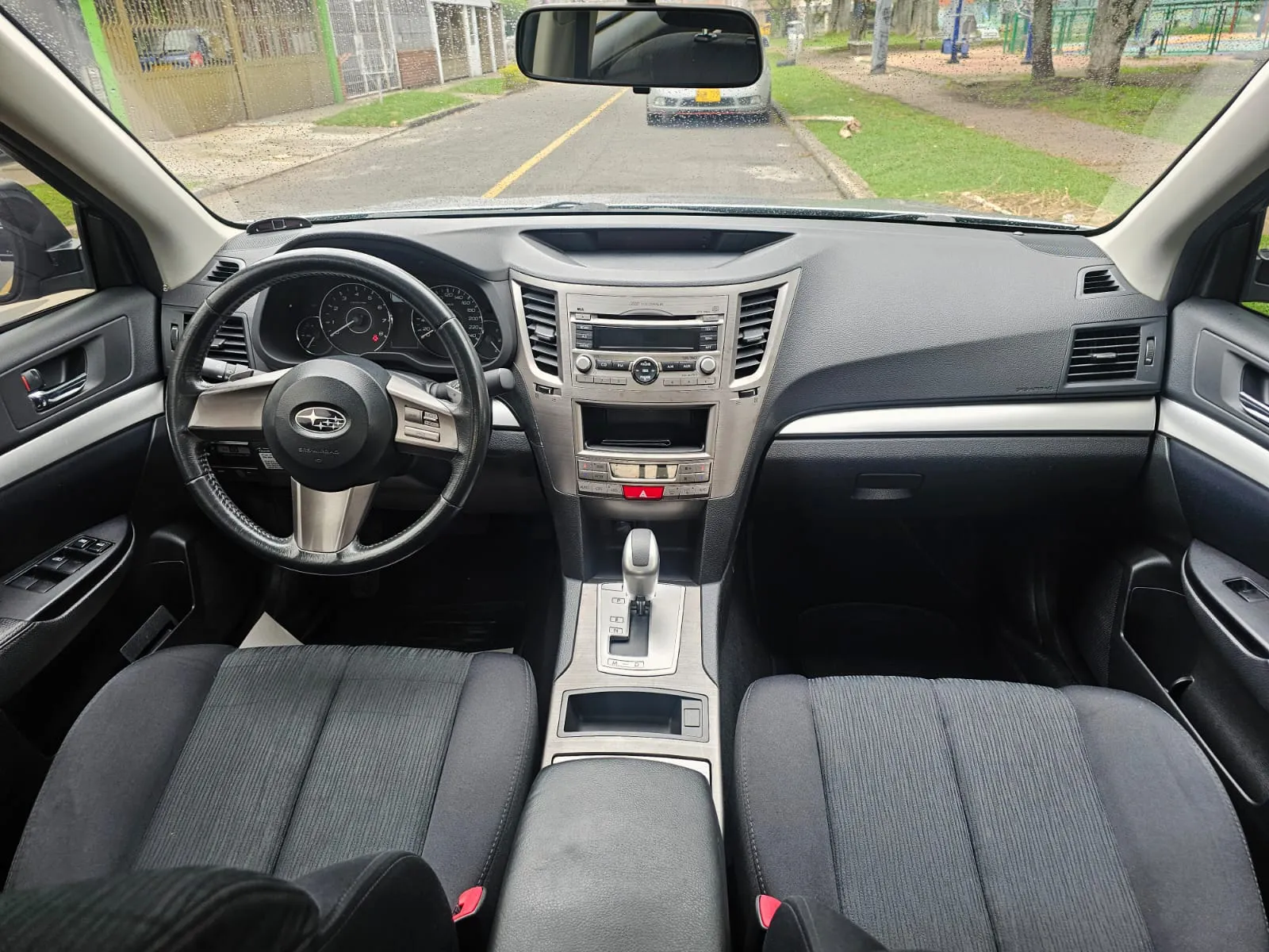 SUBARU LEGACY [2] 2.0L AWD 2011