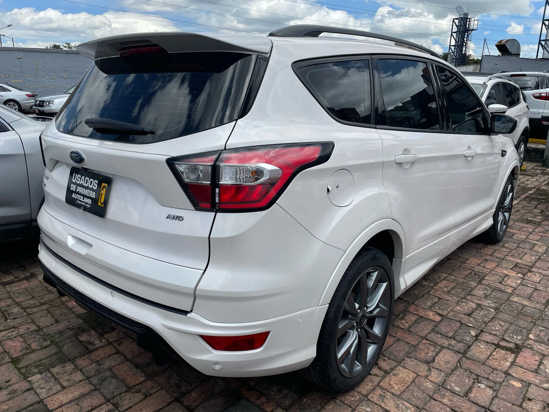 FORD ESCAPE SE 2020