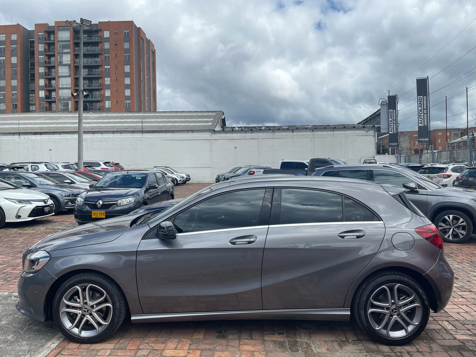 MERCEDES BENZ A A 200 [W176] MT 1600CC T 5P 2018