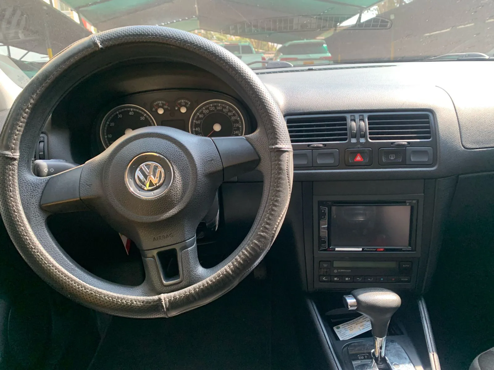 VOLKSWAGEN JETTA 2014