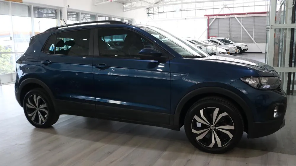 VOLKSWAGEN T-CROSS HIGHLINE 2021