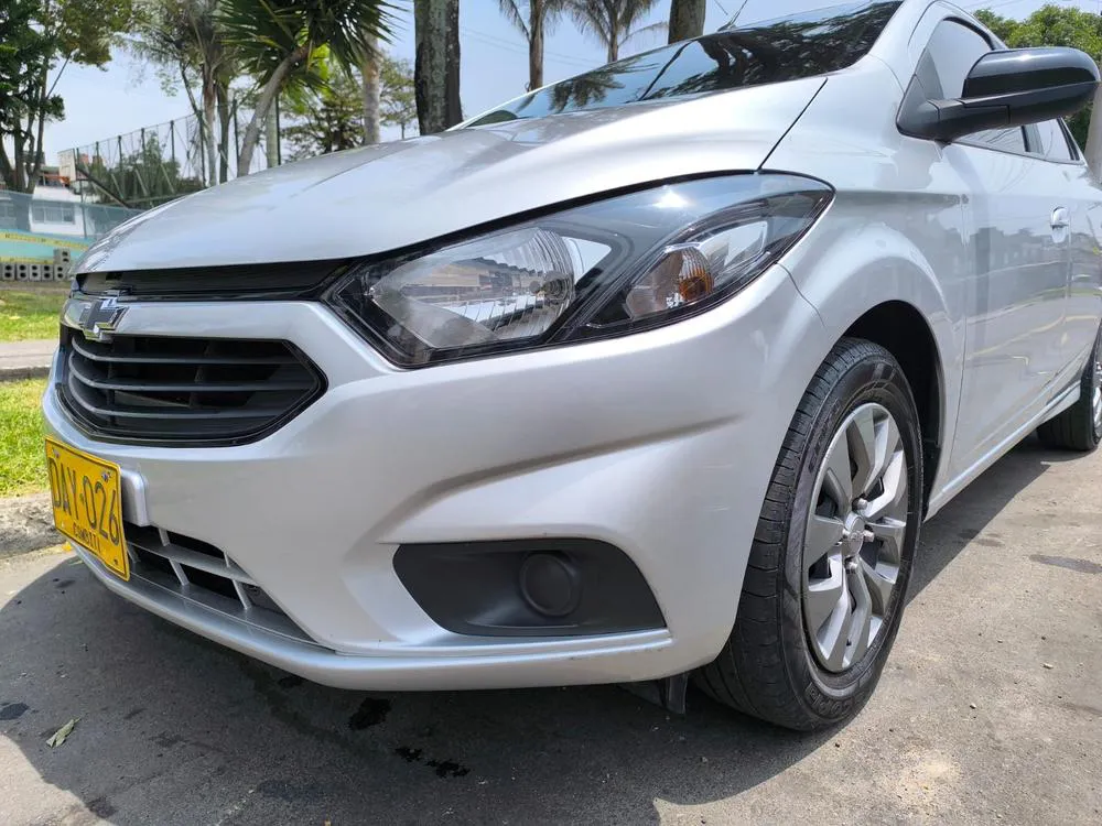 CHEVROLET JOY HATCHBACK LT 2021