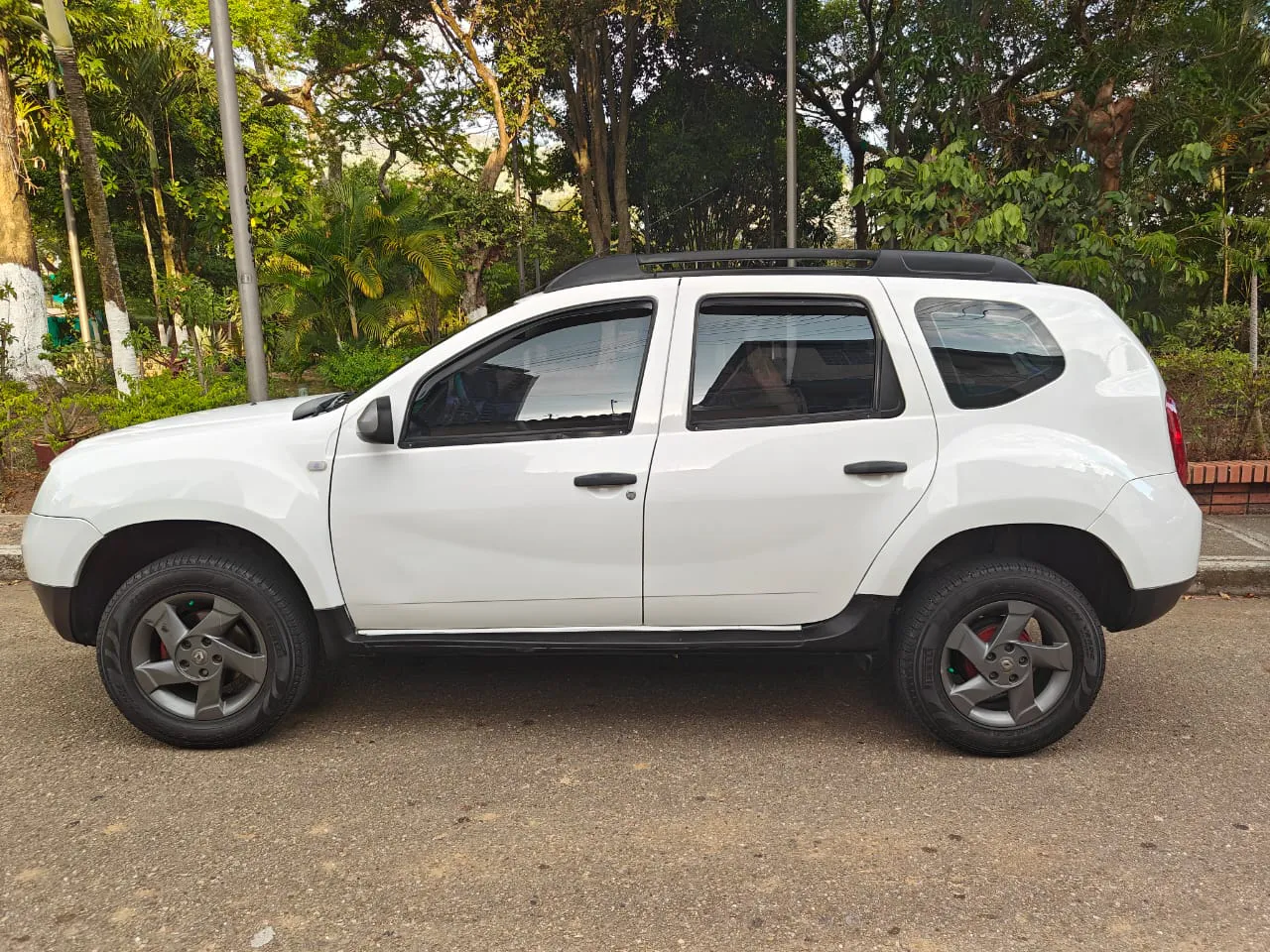 RENAULT DUSTER EXPRESSION 2015