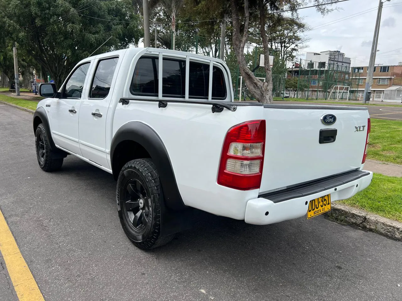 FORD RANGER XLT 2010