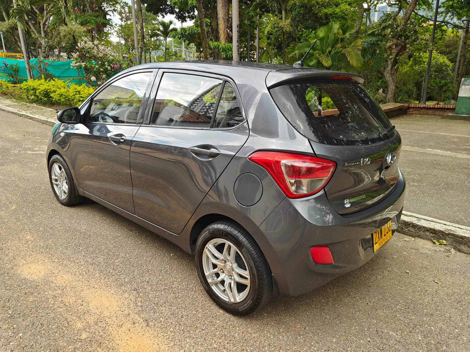 HYUNDAI GRAND i10 ACTIVE 2015