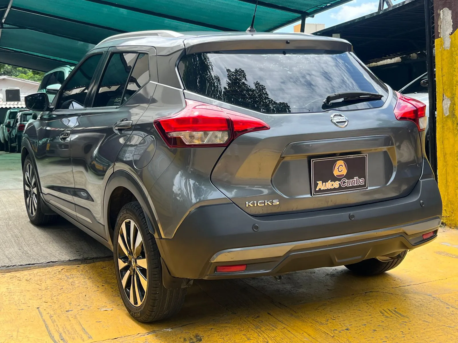 NISSAN KICKS 2020