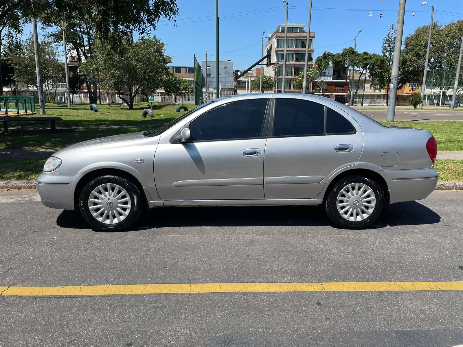 NISSAN ALMERA LX 2007