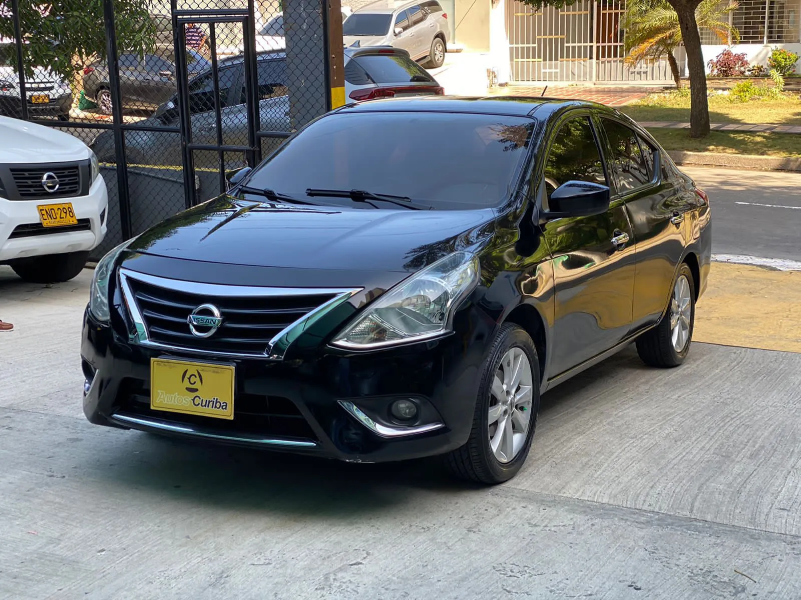 NISSAN VERSA 2016