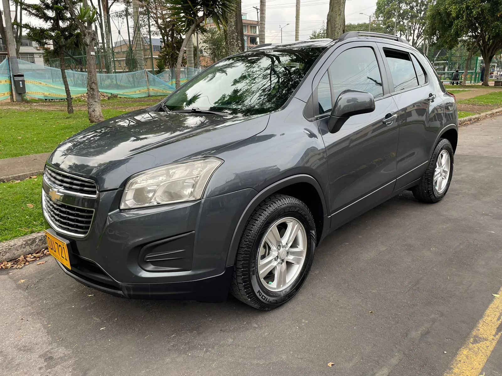 CHEVROLET TRACKER LS 2015