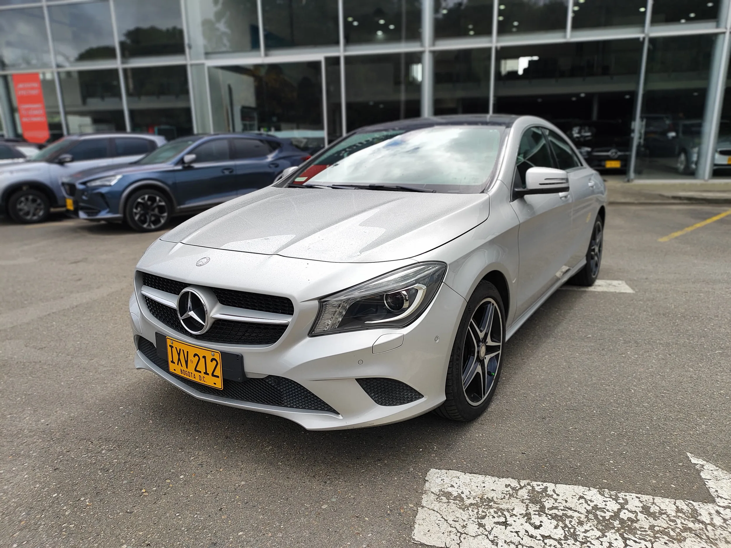 MERCEDES BENZ Cla180 PROGRESSIVE 2016