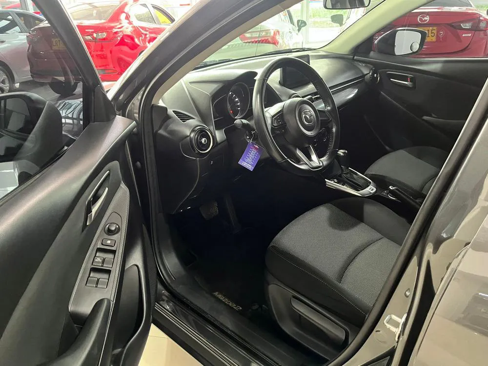 MAZDA 2 [2] TOURING SEDAN 2020