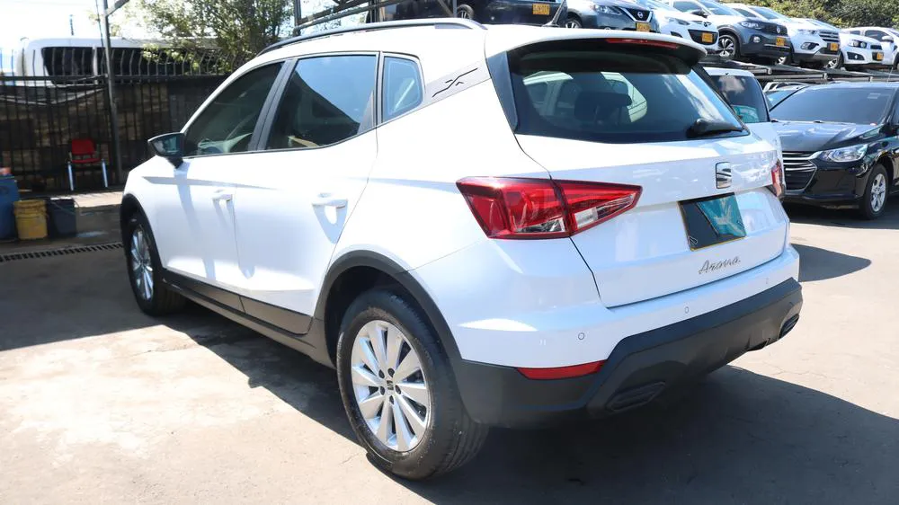 SEAT ARONA [FL] REFERENCE 2024