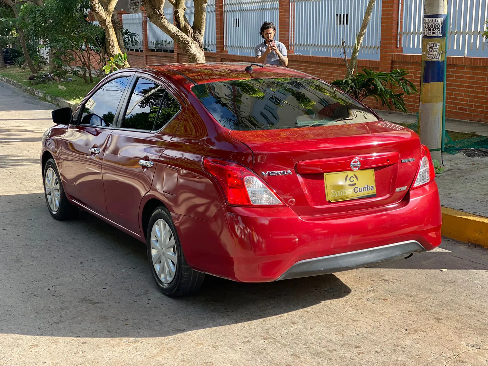 NISSAN VERSA 2015