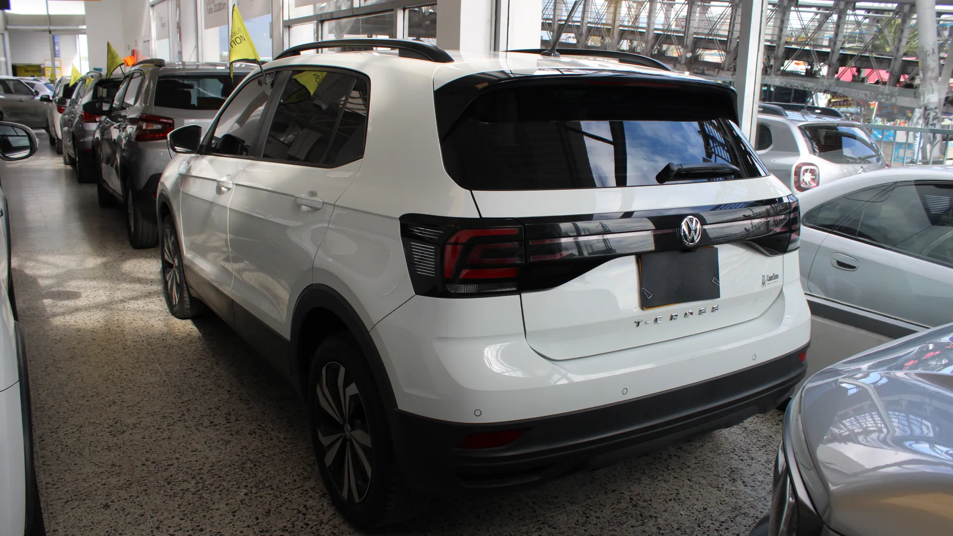 VOLKSWAGEN T-CROSS COMFORTLINE 2021