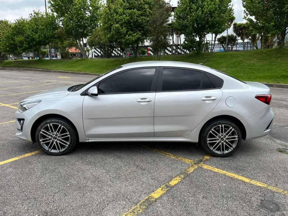 KIA RIO VIBRANT [FL] 2023