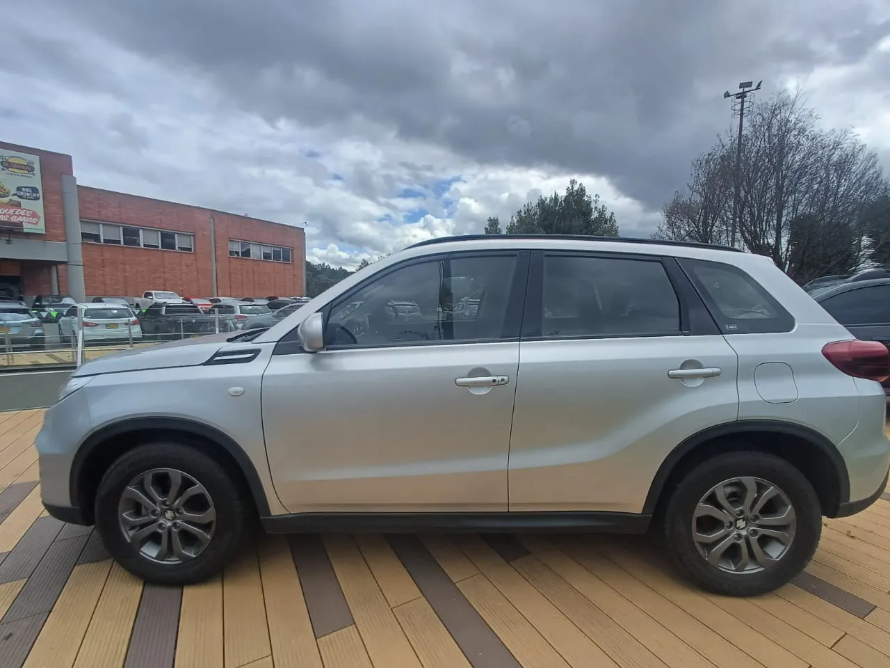 SUZUKI VITARA GL 2021